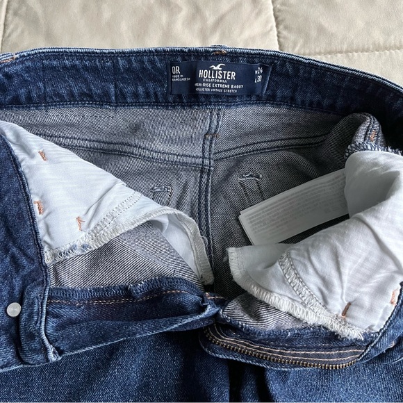 hollister • high rise wide leg, baggy jeans - Picture 5 of 10